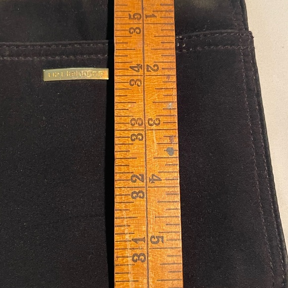 Vintage Liz Claiborne Clutch W Shoulder Strap Black Gold Accents Brushed Satin - Picture 9 of 10